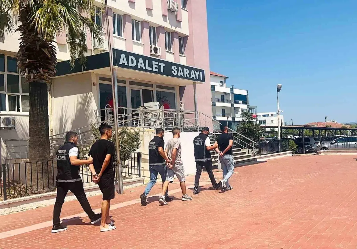 balikesirde uyusturucu operasyonu 5 tutuklama vzUKOgY7