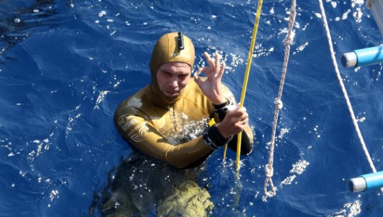 rus sporcudan tarihi basari molchanov 126 metre ile rekor tazeledi nfBqYI5r