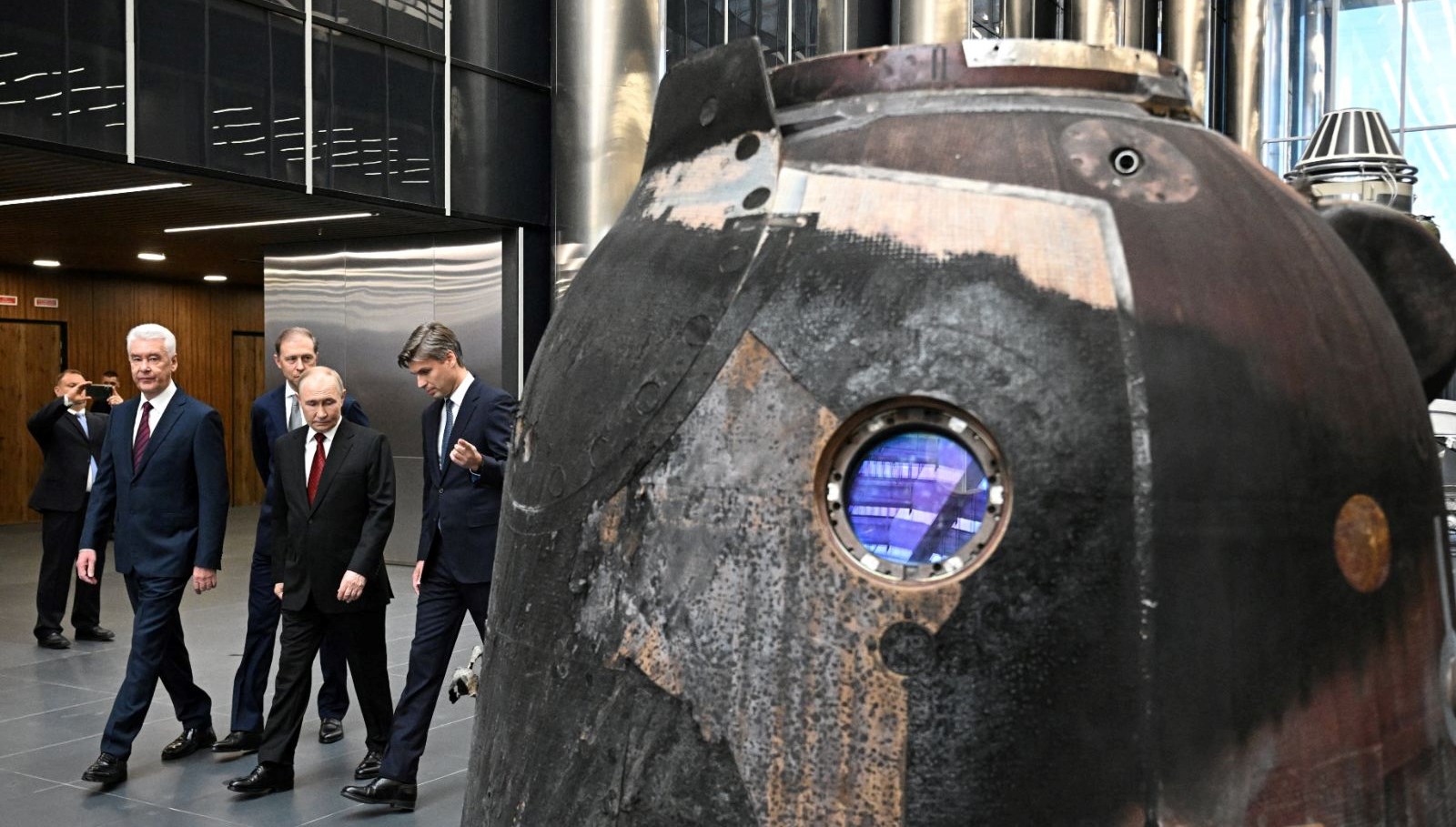 uzayda internet savasi rusya muska meydan okuyacak JQ7CqOpp