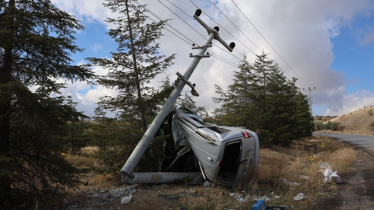 16 yasindaki cirak musterinin otomobiliyle kaza yapti otomobil pert oldu SGiswmnJ.jpg