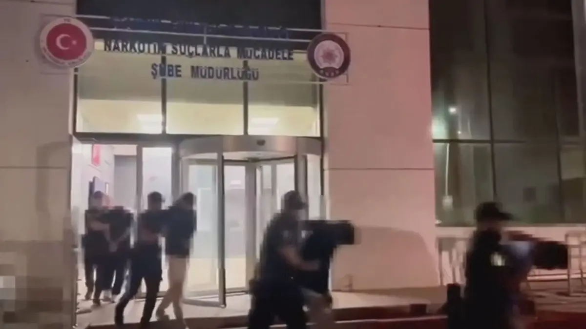 italyada genel grev sendikalar protesto icin toplaniyor vxGKGlfm