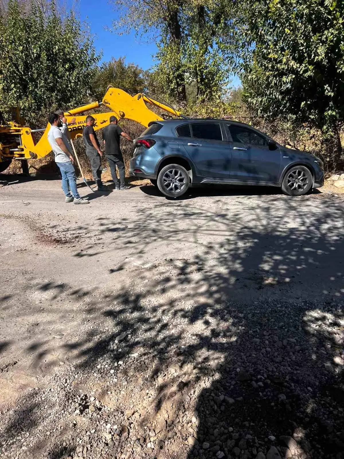 siirtte otomobil cukura dustu yarali yok Phs5kLiH