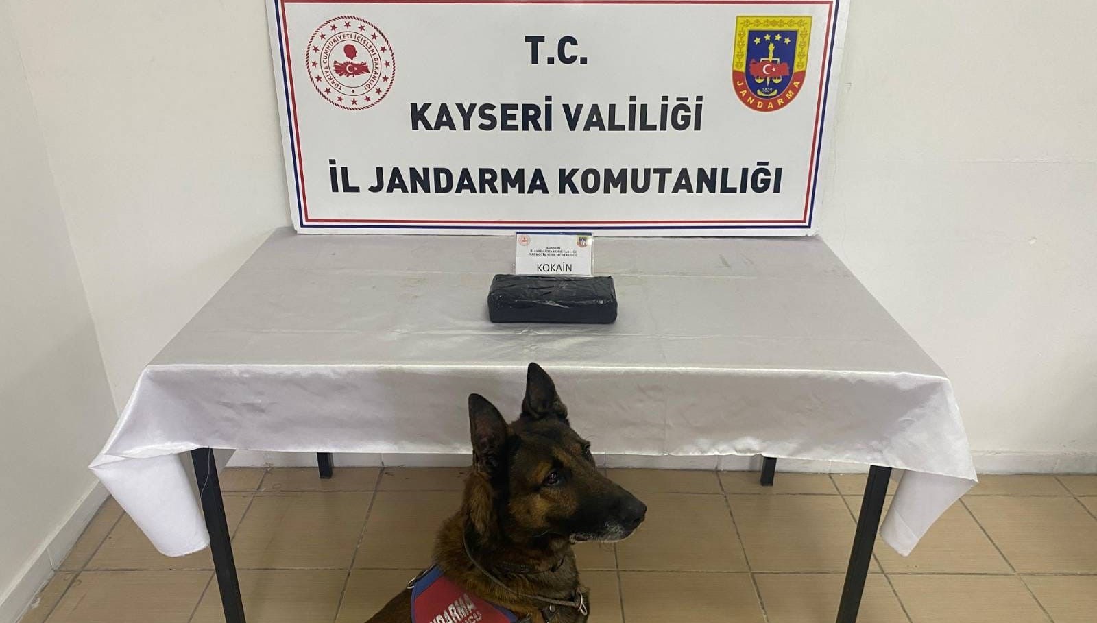 kayseride uyusturucu operasyonu FIHdLPIw.jpg