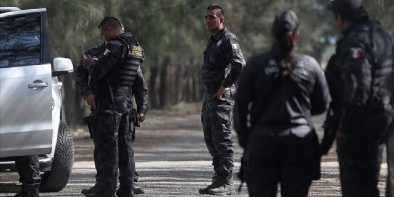 meksikada kartel ve polis catisti 13 olu 7qBpLcJU.jpg