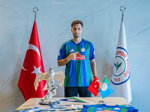 Besiktasta tayyip talha sanuc rizespora transfer oldu Os8tHk2e