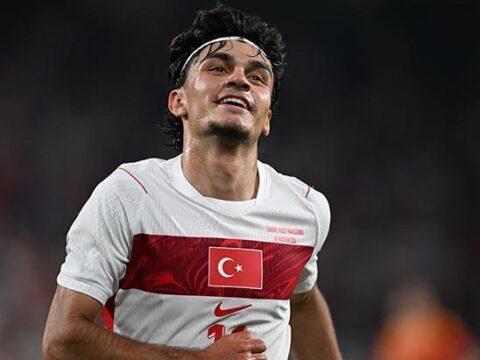 Galatasarayin hedefindeydi can uzun icin yeni talip roma 9kk7KTta